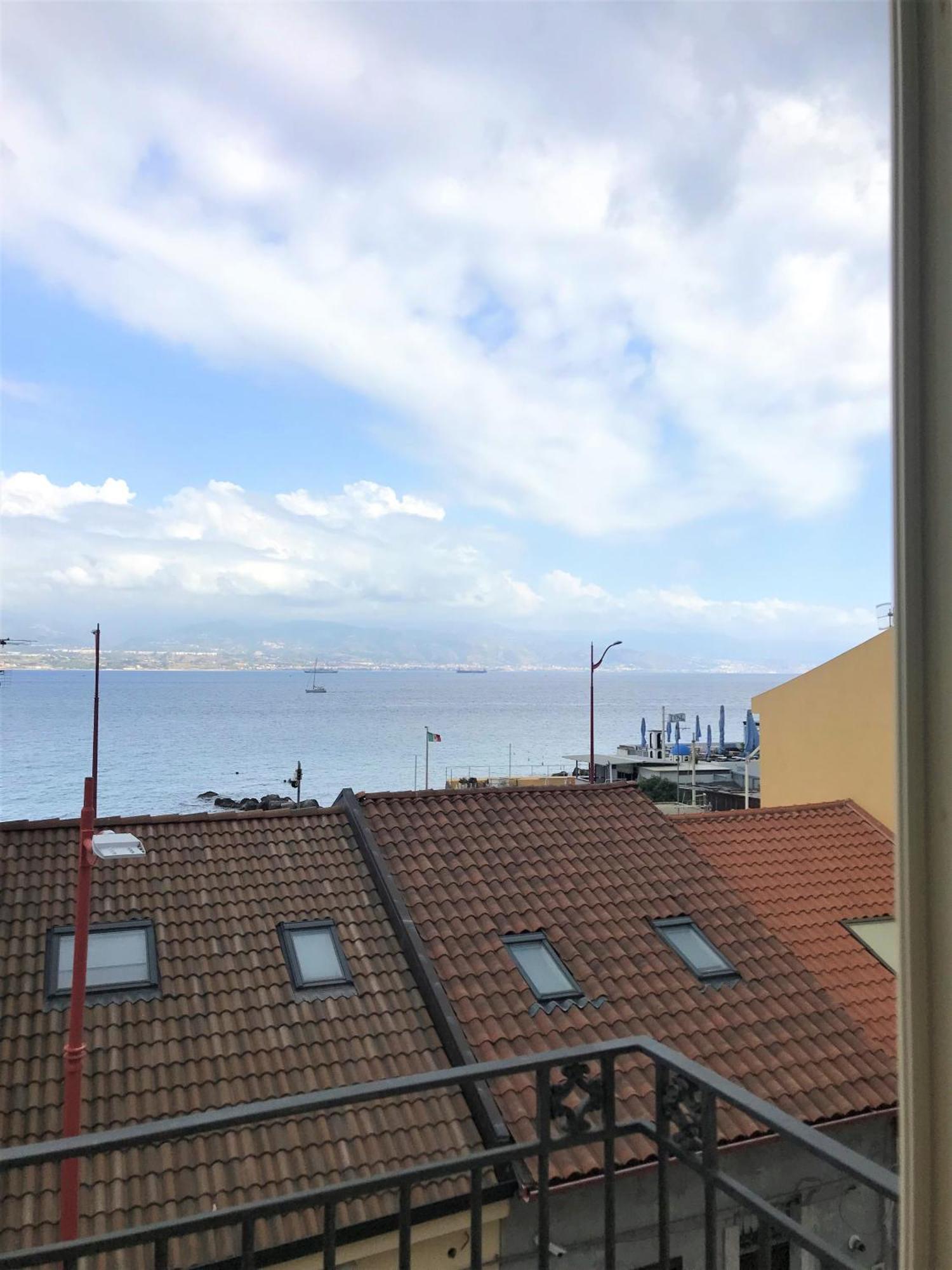 Vecchia Paradiso - A Un Passo Dal Mare Messina Rom bilde